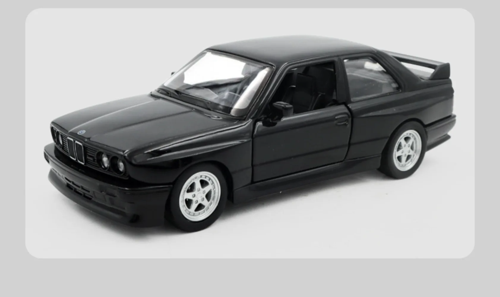 1:36 BMW M3 1987 Alloy Car Model Diecast Toy Rubber Tires Wheel Pull Back Vehicles 2 Doors Opened Cars for Boys Birthday Gifts