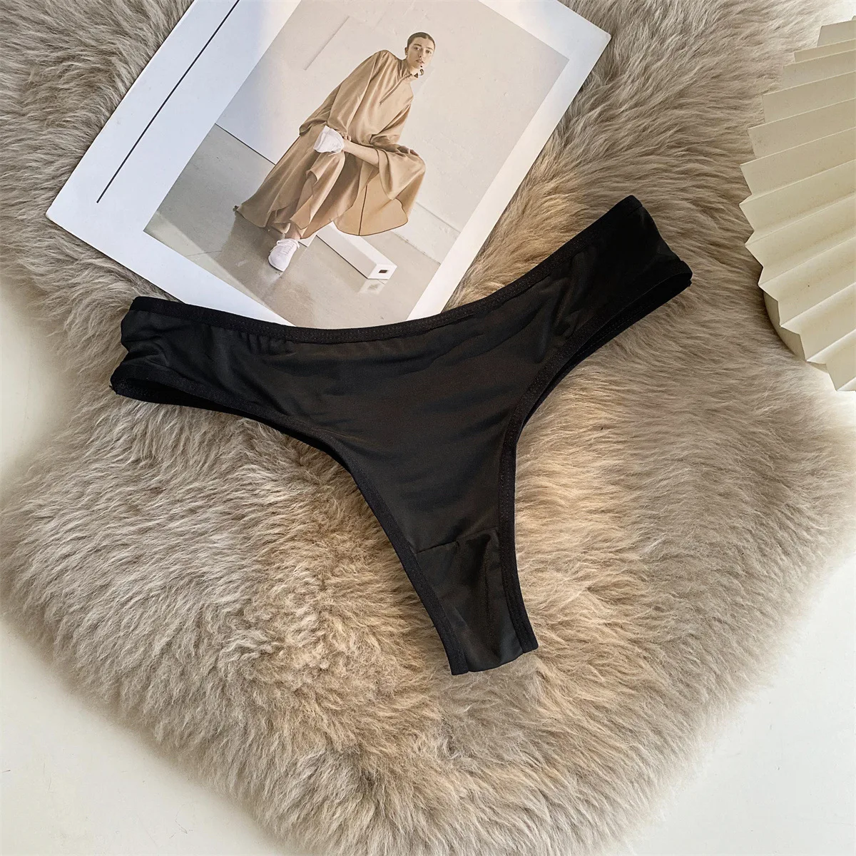 Leopard-print Thong Women Sexy Panties Low Waist Ice Silk Female Briefs Seamless Cotton G-string Women’s Underwear Sxy Lingerie