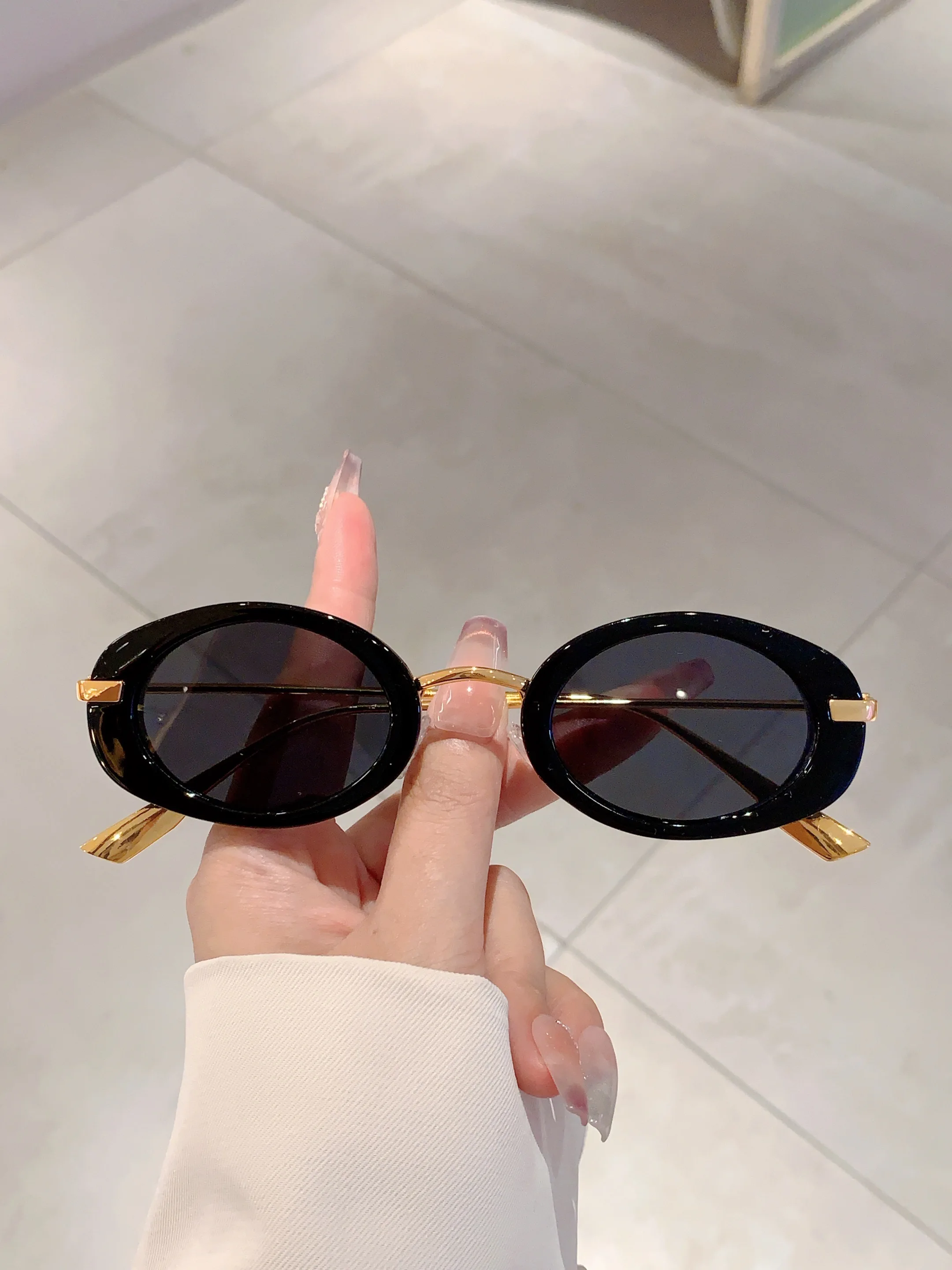 KAMMPT Vintage Oval Sunglasses Women 2024 New in Fashion Retro Black Sun Glasses Ins Stylish Trendy Luxury Brand Design Shades