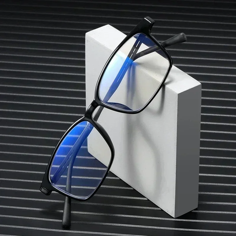 Men Blue Light Blocking Reading Glasses Unisex Business Square Presbyopia Eyewear Women Ultralight TR90 Titanium Eyeglasses
