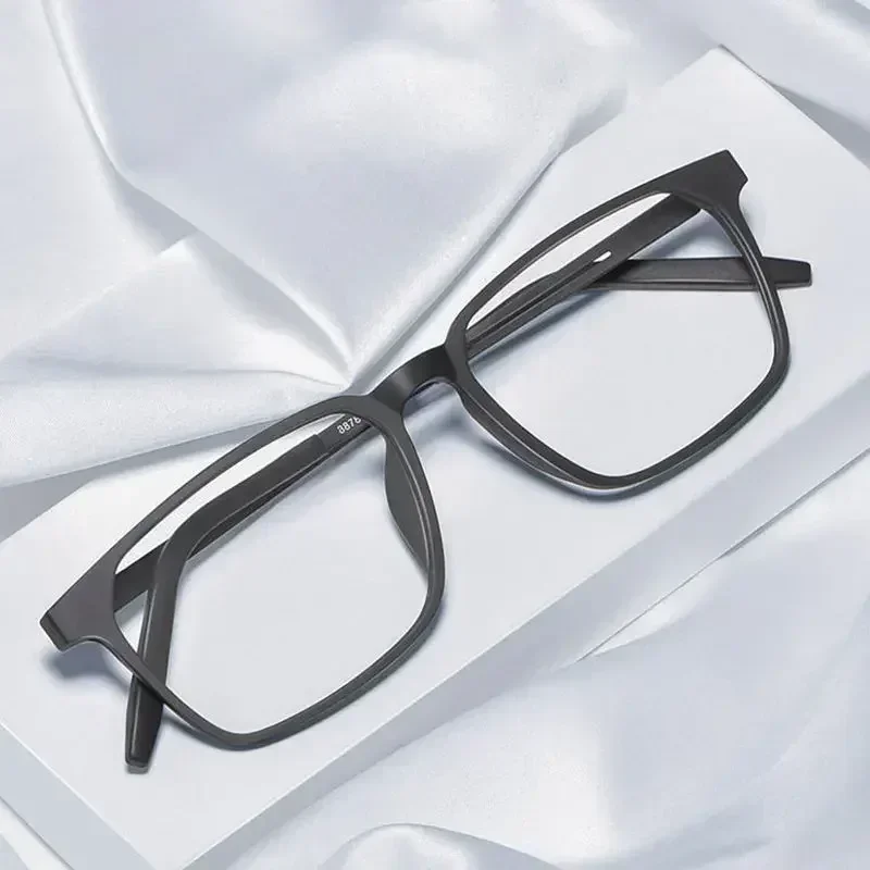 Men Blue Light Blocking Reading Glasses Unisex Business Square Presbyopia Eyewear Women Ultralight TR90 Titanium Eyeglasses