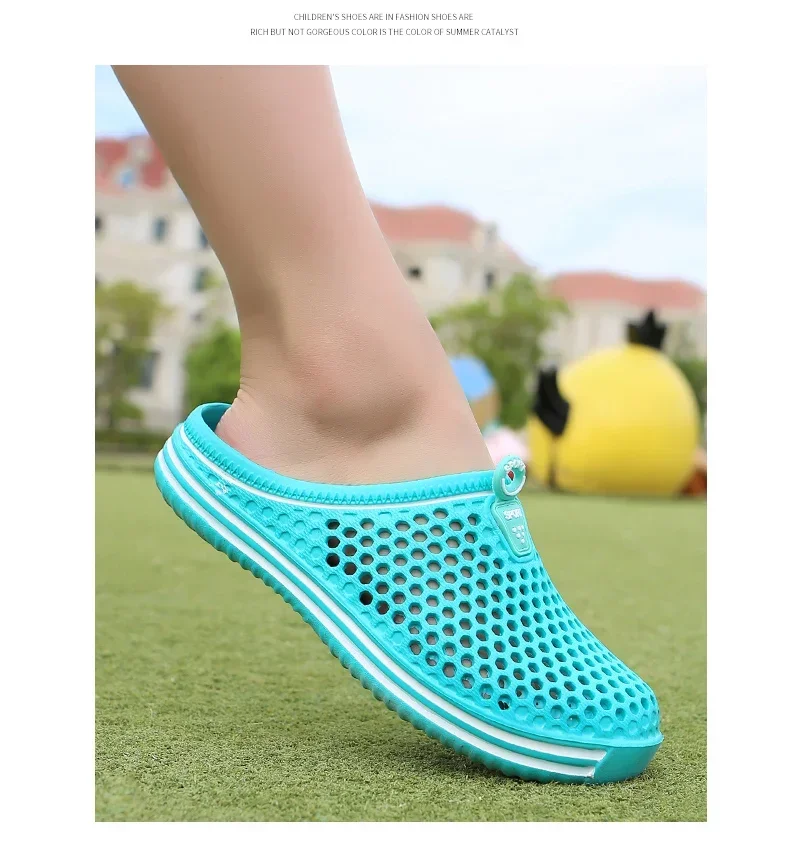 Men Shoes 2024 Beach Slippers Unisex Hollow Out Casual Women Beach Sandal Flip Flops Shoes Non-slip Size 36-45 Mens Slippers