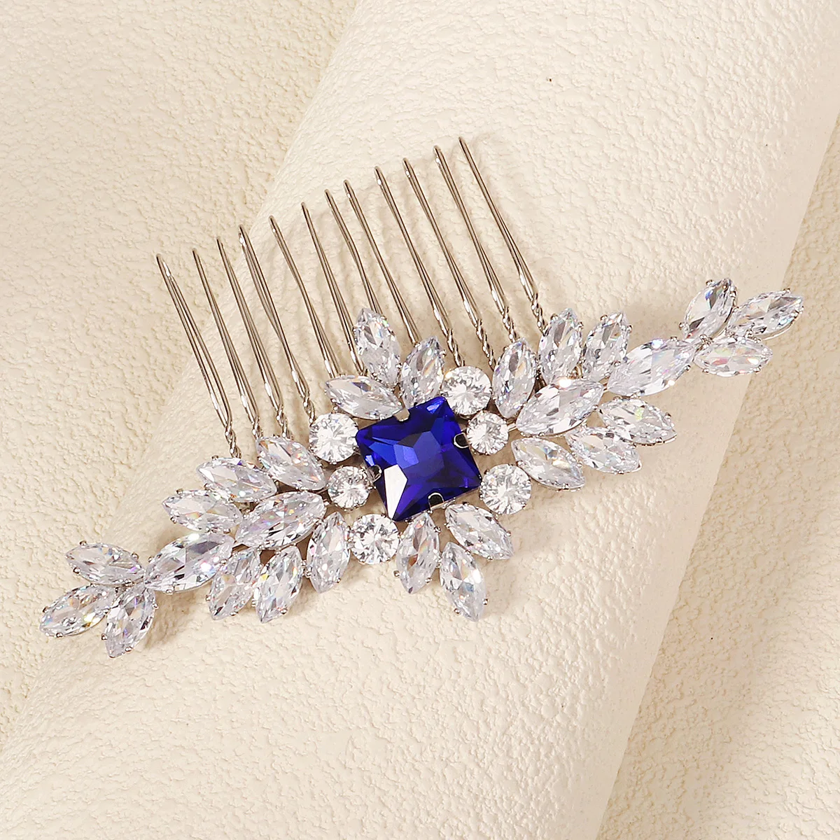 Sparkling Zirconia Hair Comb Halloween Party Headbands Hair Clips Classic Jewelry Headpieces For Women Holiday Gifts