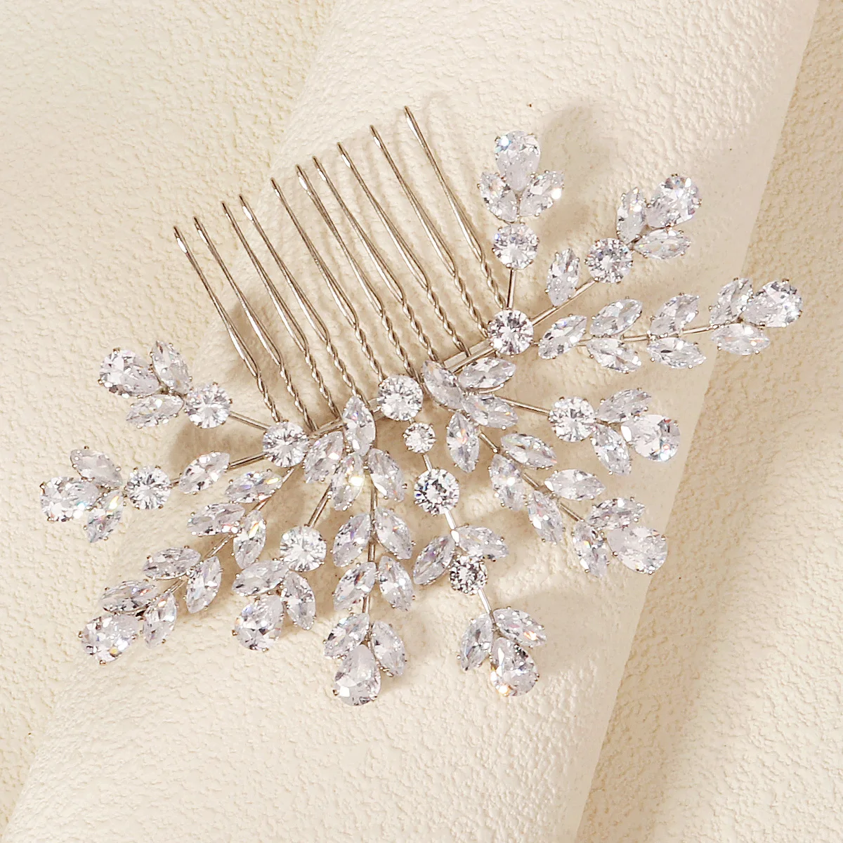 Sparkling Zirconia Hair Comb Halloween Party Headbands Hair Clips Classic Jewelry Headpieces For Women Holiday Gifts
