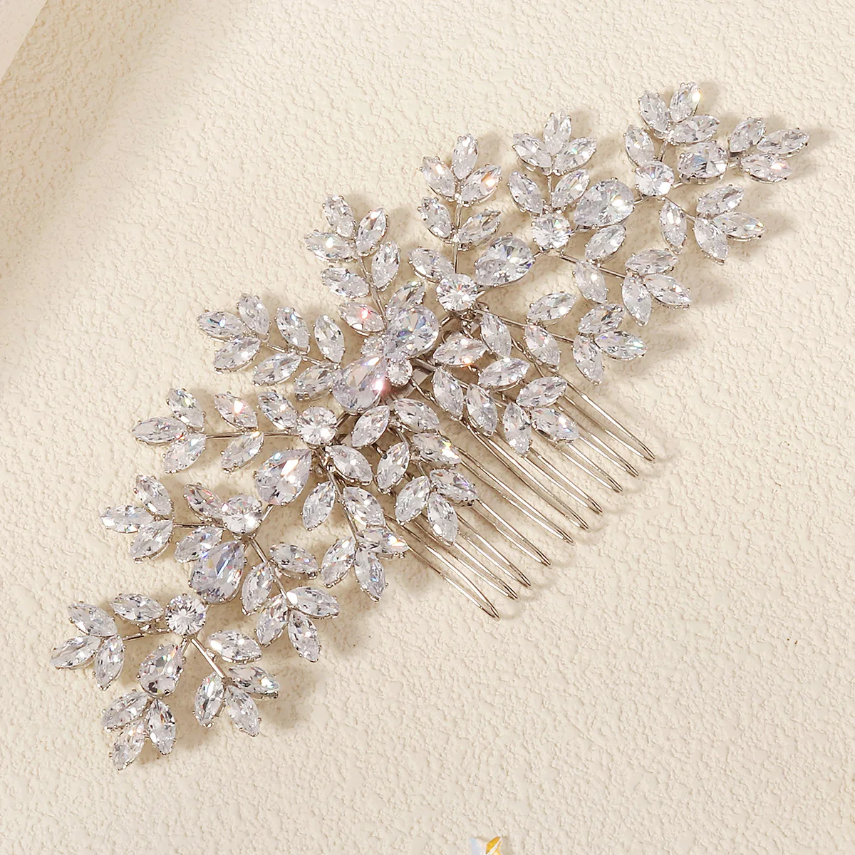 Sparkling Zirconia Hair Comb Halloween Party Headbands Hair Clips Classic Jewelry Headpieces For Women Holiday Gifts