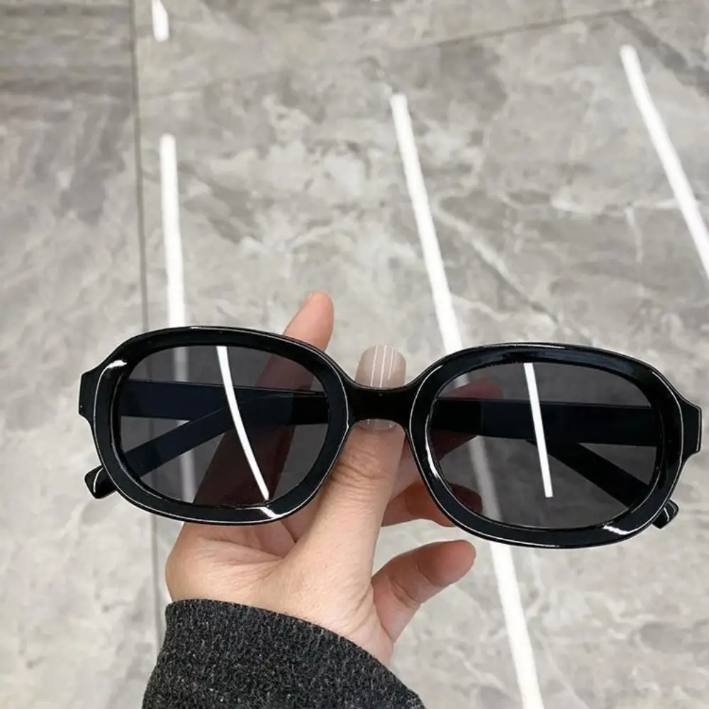 Korean Travel Retro Sunglasses UV400 Protection Eyewear Driving Glasses Sun-Protective Black Shades Glasses for Women Man