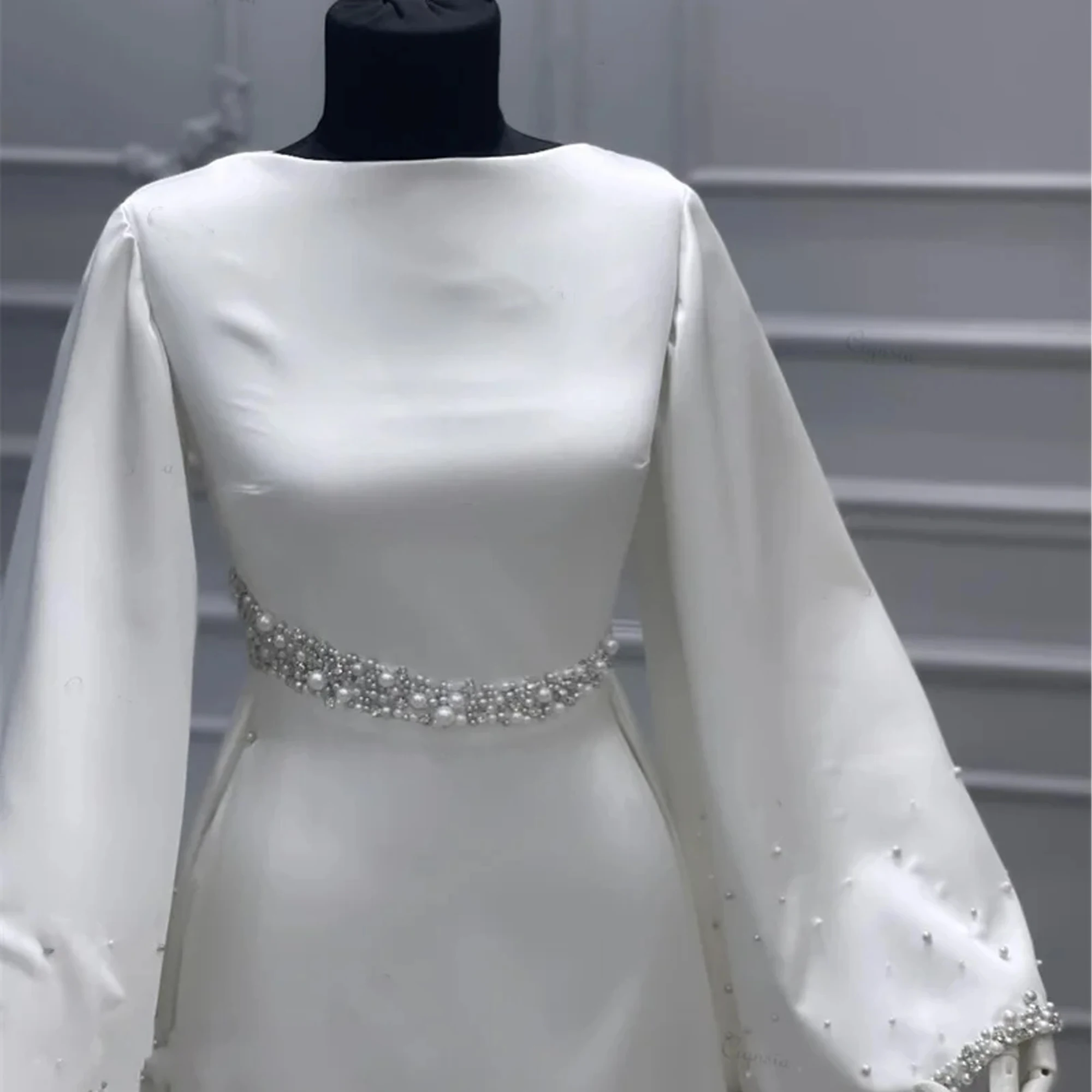 Customized Elegant Muslim Wedding Dress Bride Beaded Pearls Ivory Bridal Gowns High Neck Robe Simple High Quality Prom Dresses