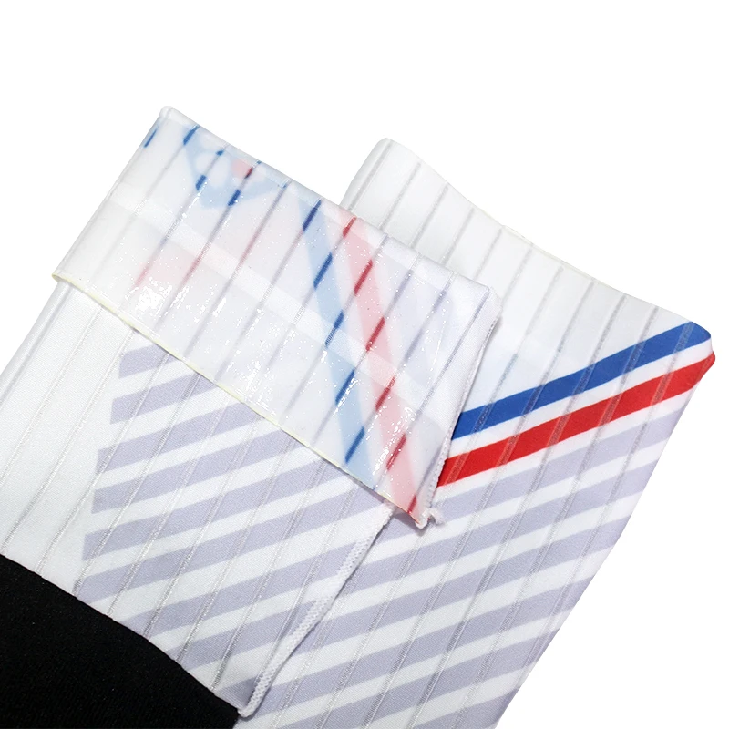 2026 New Seamless Socks Pro Anti Aero Bike Team Slip Road Ride Socks Outdoor Racing Cycling Socks