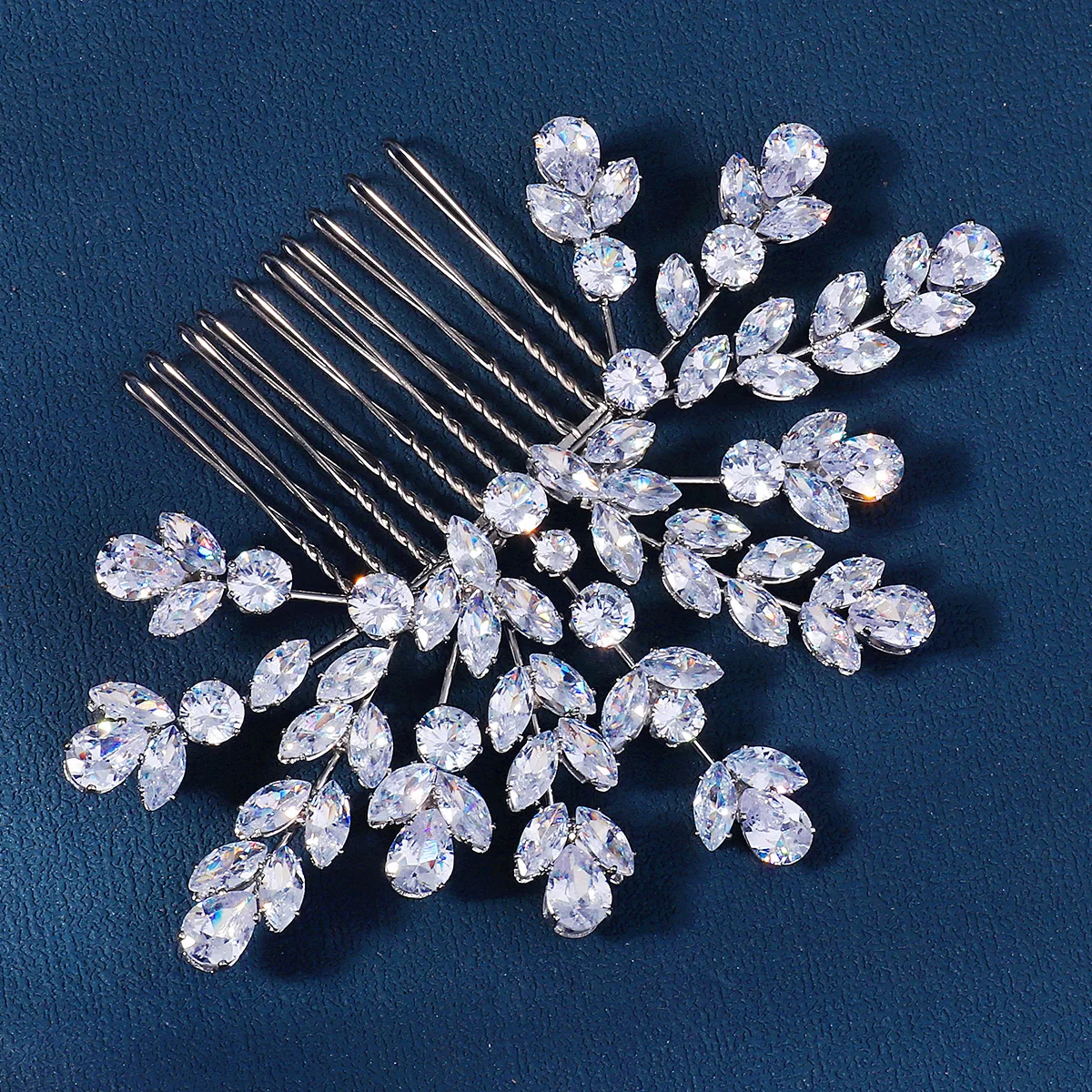 New Luxury Zirconia Bridal Hair Comb Sparkling Handmade Hair Comb for Women Wedding Headpieces Jewelry Accessories