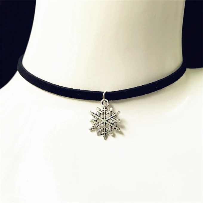 90's Inspired Gothic Lolita Punk Choker Necklace Black Velvet Suede Steampunk Torques Jewelry Statement Colar Christmas Gift