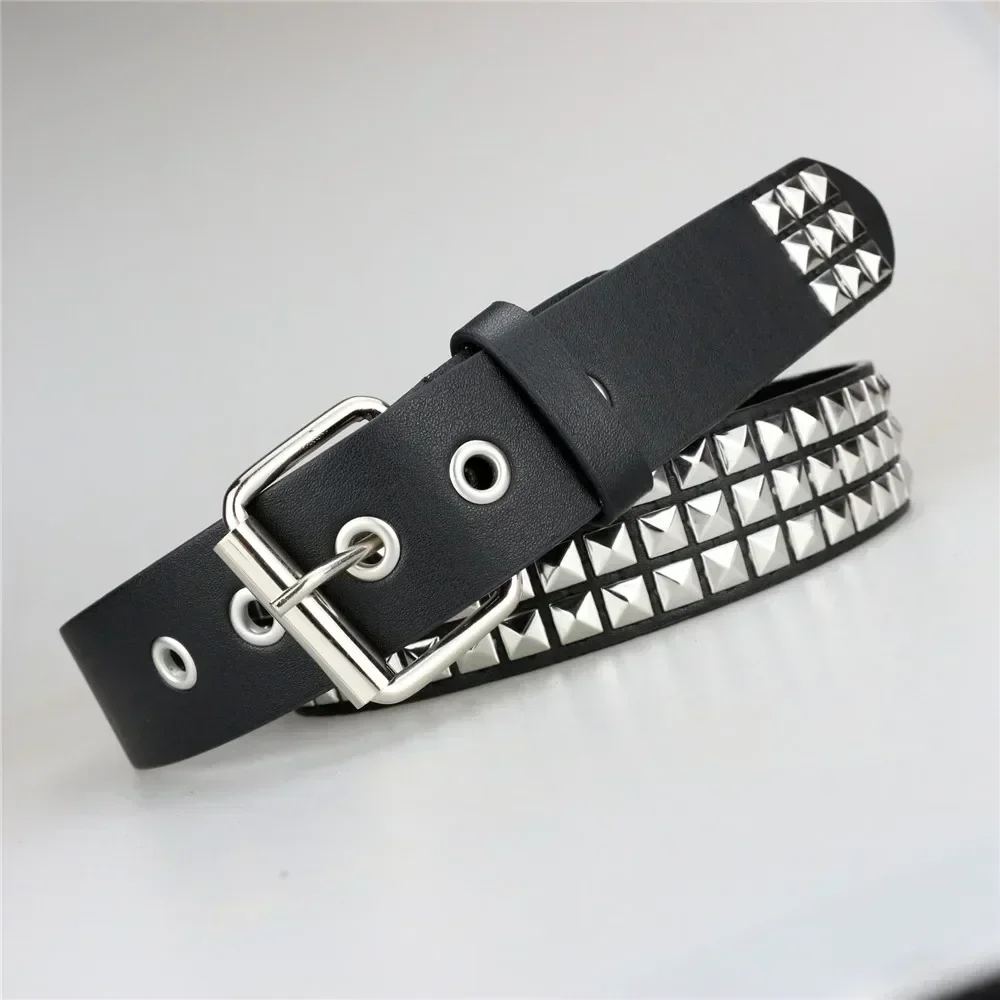 2024 New Square Bead Rivet Belt Metal Pyramid Belt Men and Women Punk Hardware Jeans Belt Y2K Belt Designer Belt Women's Belts