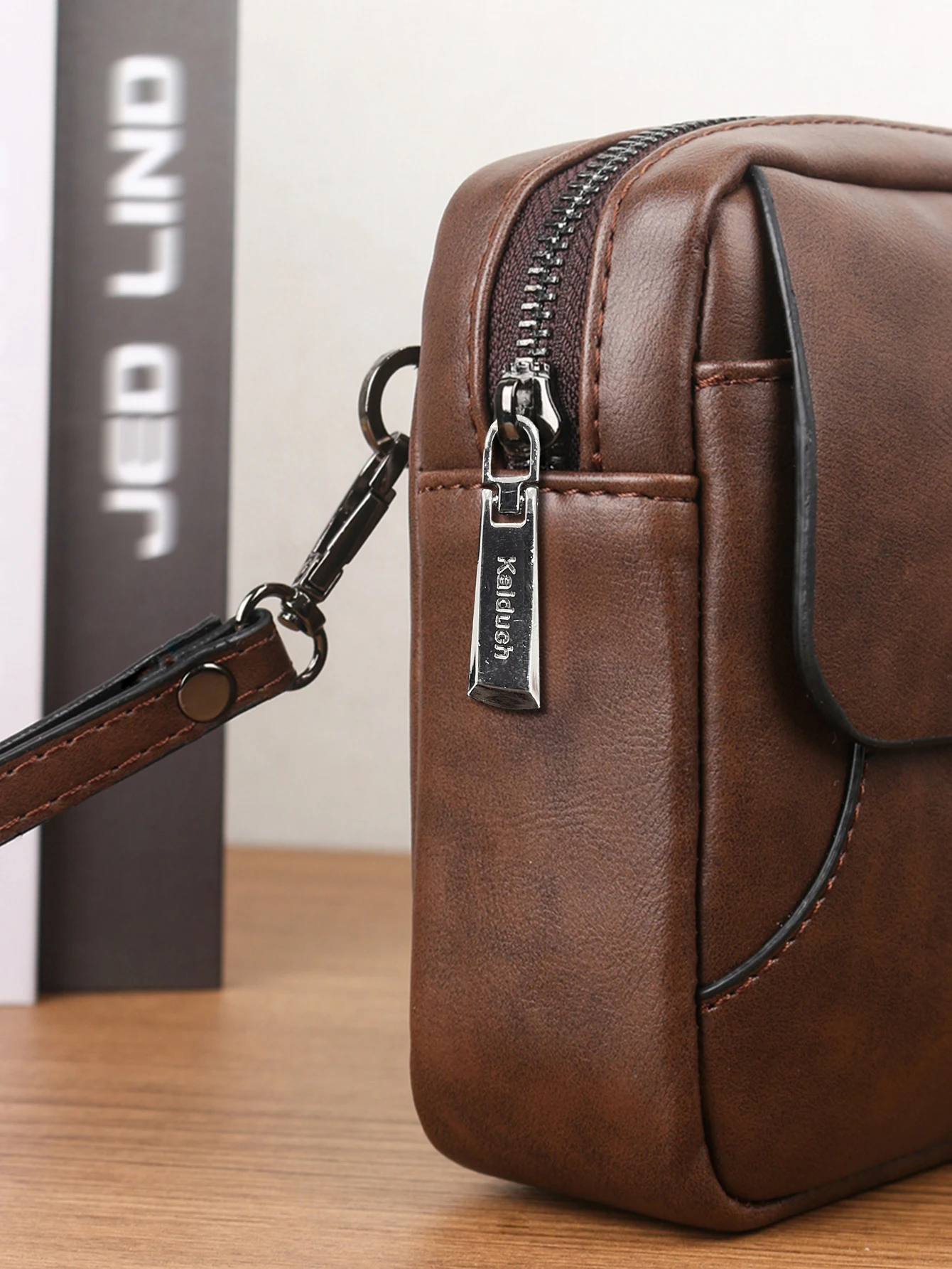 Minimalist Retro Handbag Fashion Business Casual Portable Large Capacity Multifunctional Wristlet Clutch Bag Cell Phone Bag