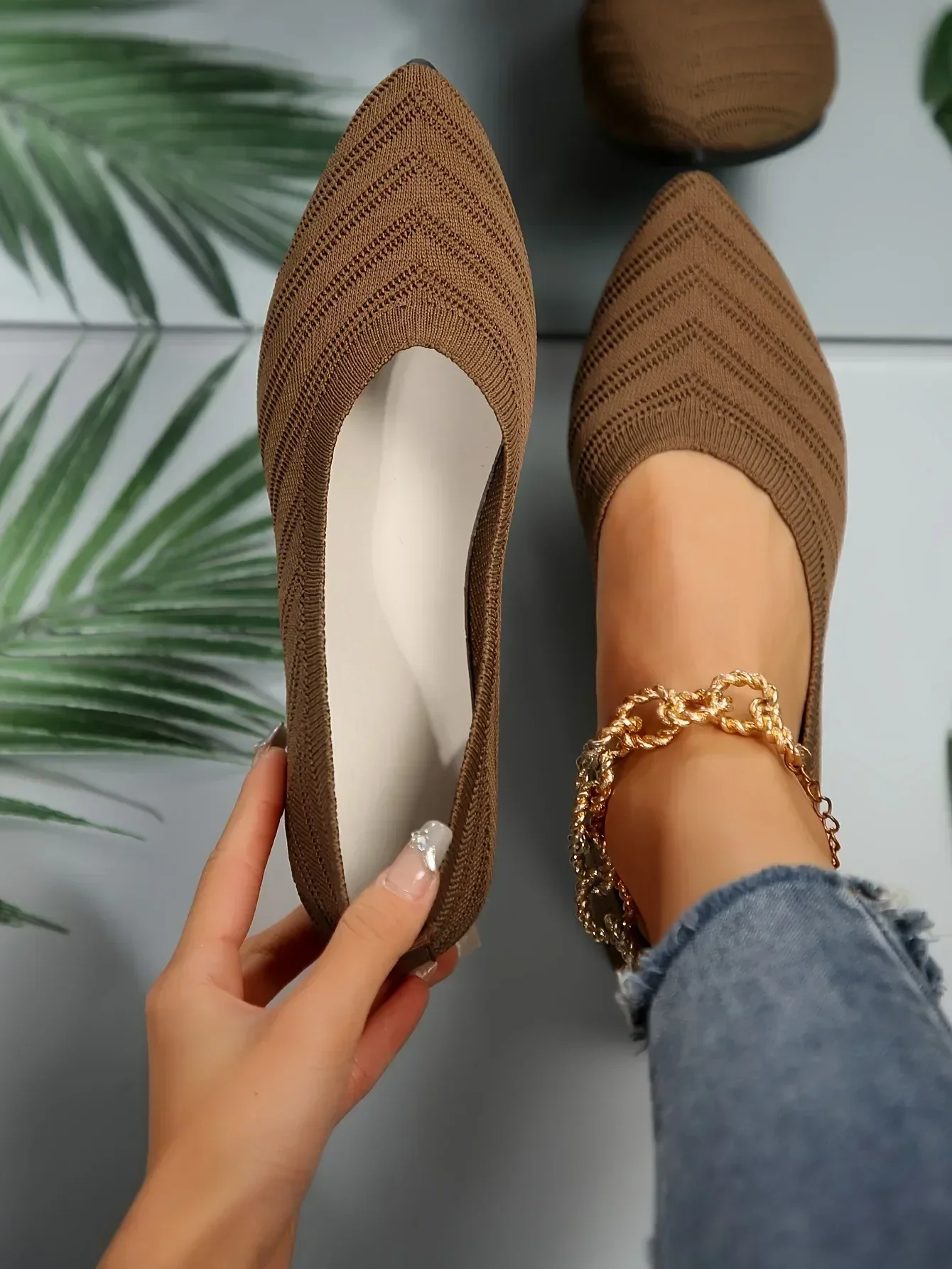 Women's Pointed Toe Flat Shoes Solid Color Knitted Slip on Shoes Casual Breathable Ballet Flats Women Flat Shoes Loafers Women