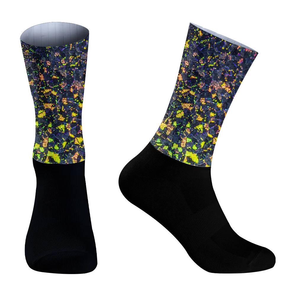 2026 New Seamless Aero Socks Summer Slip Breathable Cycling Socks Men Women Road Bike