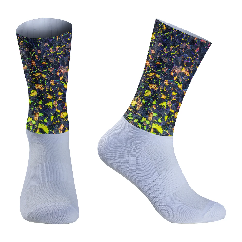 2026 New Seamless Aero Socks Summer Slip Breathable Cycling Socks Men Women Road Bike