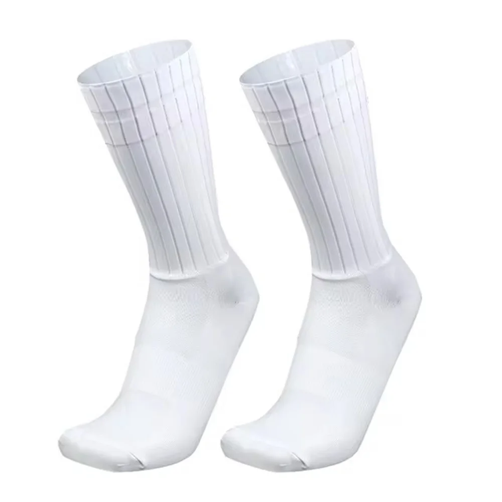 2026 New Seamless Aero Socks Summer Slip Breathable Cycling Socks Men Women Road Bike
