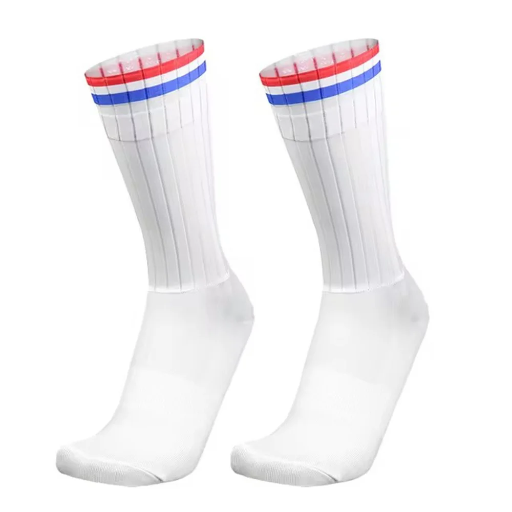 2026 New Seamless Aero Socks Summer Slip Breathable Cycling Socks Men Women Road Bike