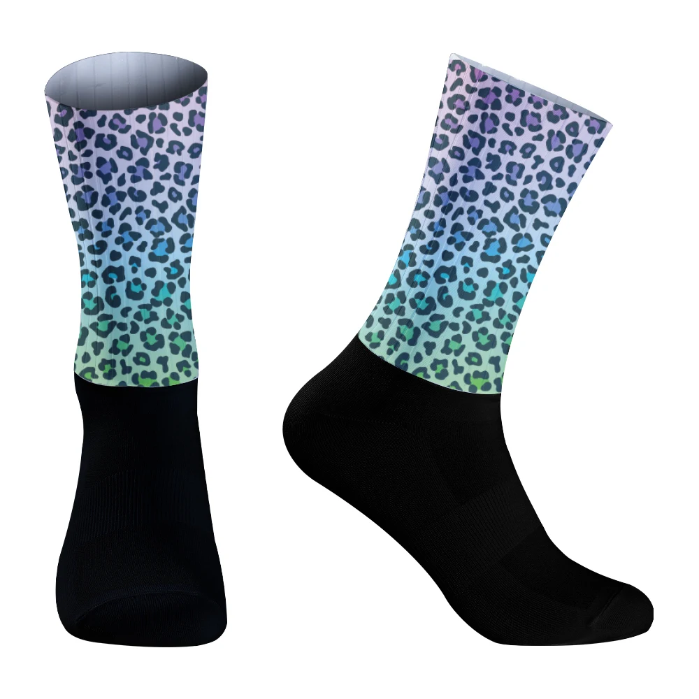 2026 New Seamless Aero Socks Summer Slip Breathable Cycling Socks Men Women Road Bike