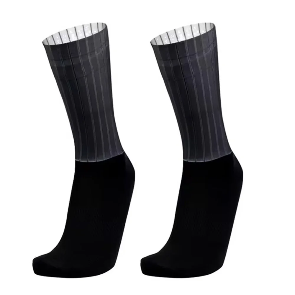 2026 New Seamless Aero Socks Summer Slip Breathable Cycling Socks Men Women Road Bike