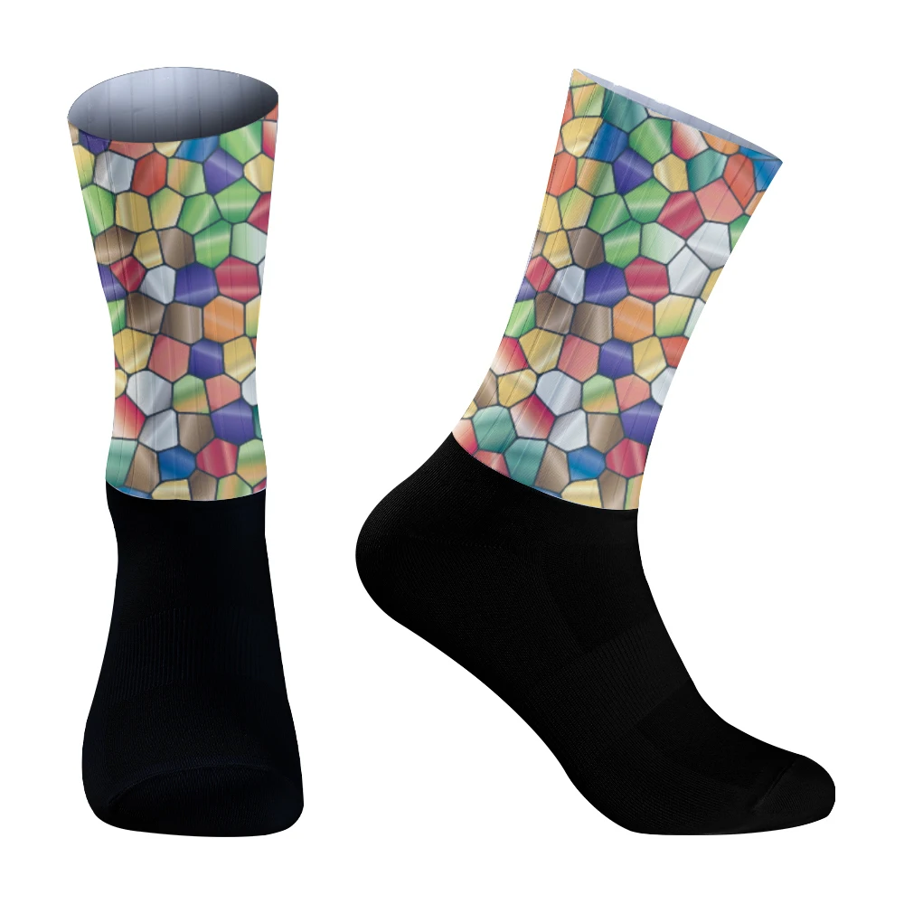 2026 New Seamless Aero Socks Summer Slip Breathable Cycling Socks Men Women Road Bike