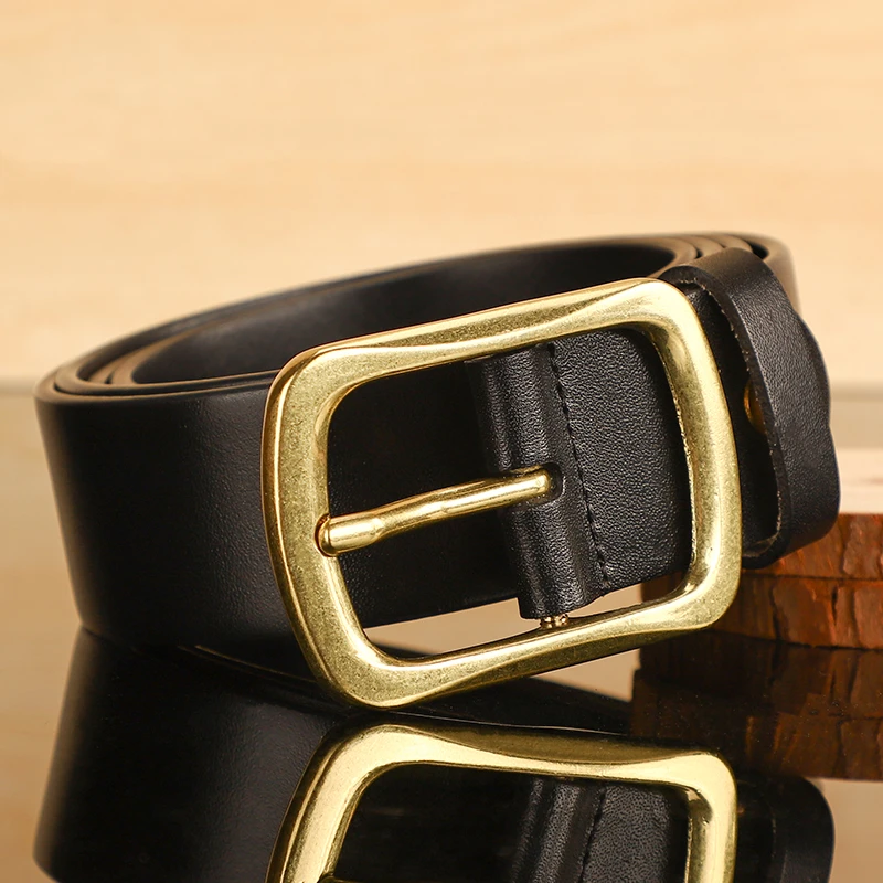 A men's black needle buckle belt with a casual vintage jeans belt for middle-aged and young people's fashion belt