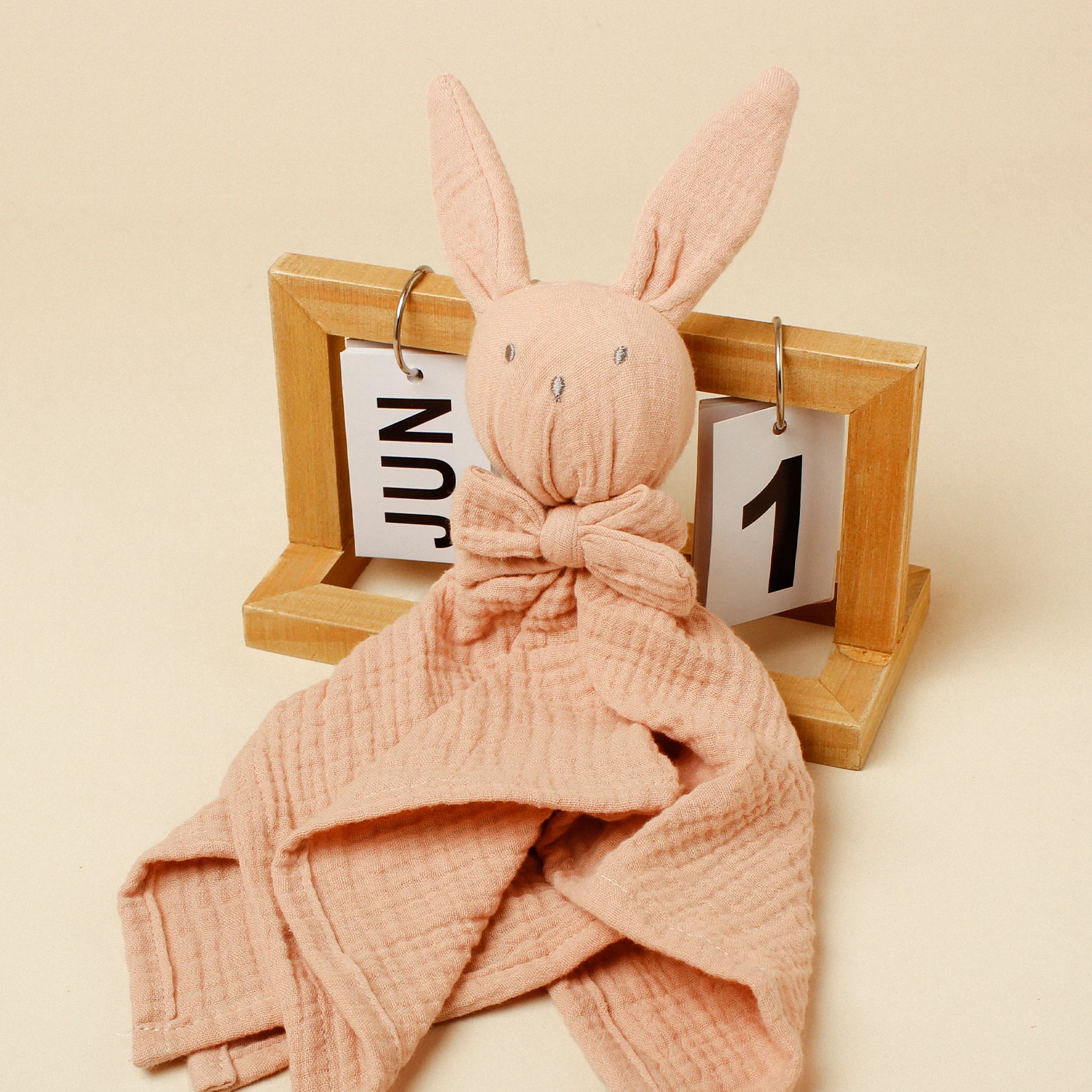 Baby Rabbit Square Comforter Towel Elegant Bow Decor Rabbit Square Blanket For Kids Cute Embroidery Infant Saliva Towel