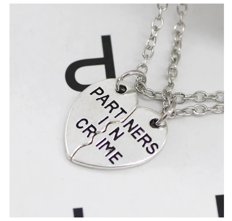 2pcs/set Splicing Necklace Necklace Heartbroken Pendant Necklace Men And Women Best Friends BFF Friendship Birthday Jewelry Gift