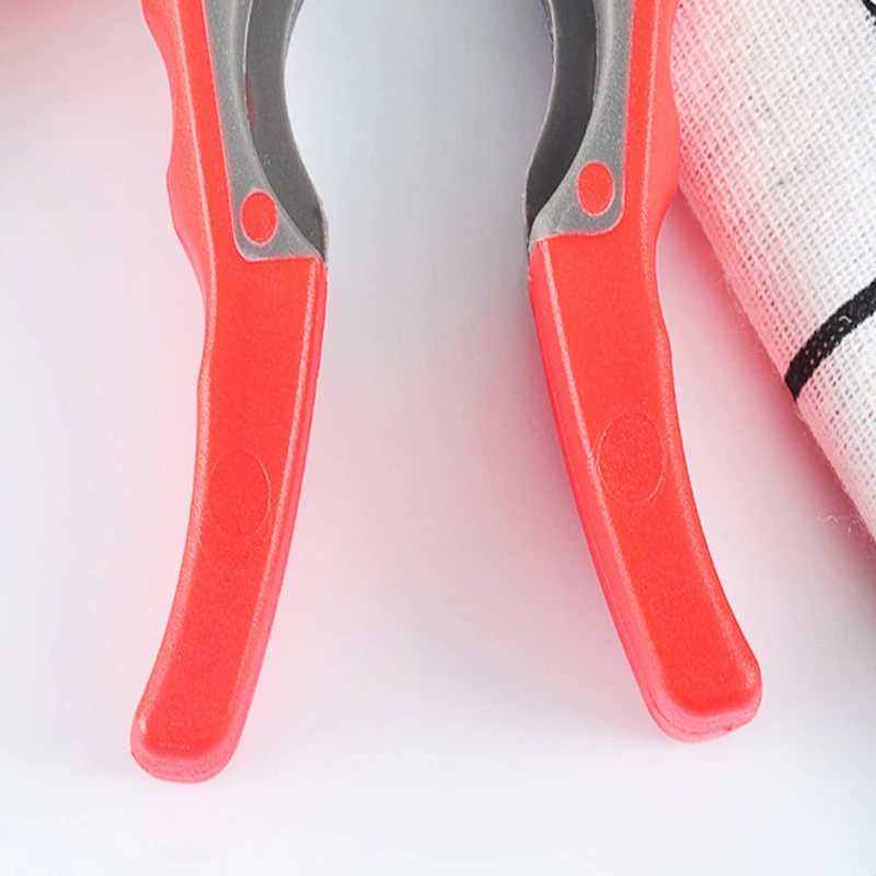 Multifunctional Four-in-One Size Bottle Cap Opener Non-Slip Twist-On Kitchen Household Tool