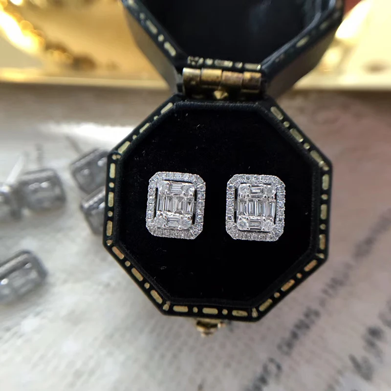 Huitan Geometric Stud Earrings Women Daily Wear Party Shiny Cubic Zirconia Ear Piercing Accessories Fashion Contracted Jewelry