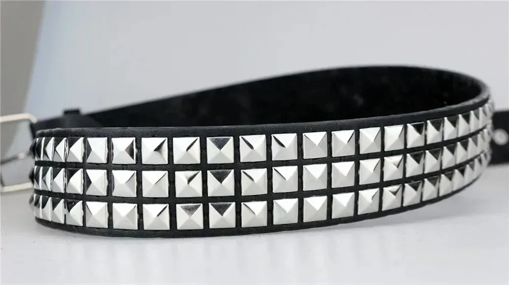 2026 New Square Bead Rivet Belt Metal Pyramid Belt Men and Women Punk Hardware Jeans Belt Y2K Belt Designer Belt Women's Belts