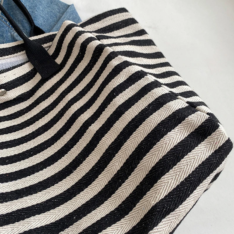 Casual Striped Canvas Bag For Women Large Capacity Shoulder Bag Daily Shopping Totes Student Bookbag for School Travel Beach Bag