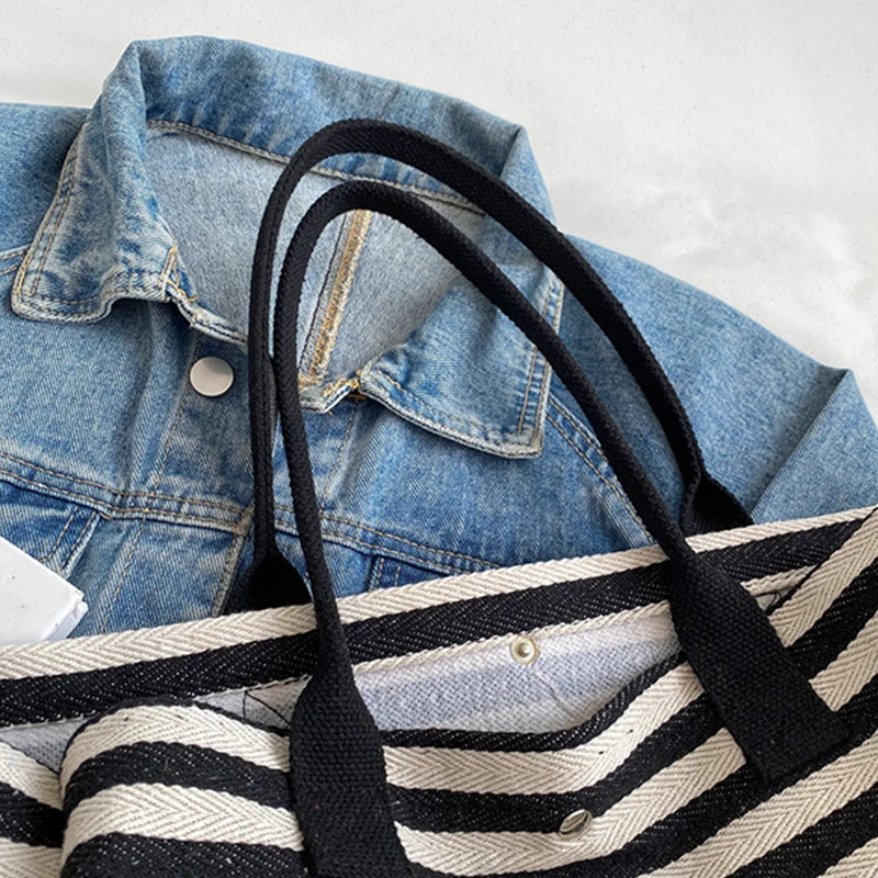 Casual Striped Canvas Bag For Women Large Capacity Shoulder Bag Daily Shopping Totes Student Bookbag for School Travel Beach Bag