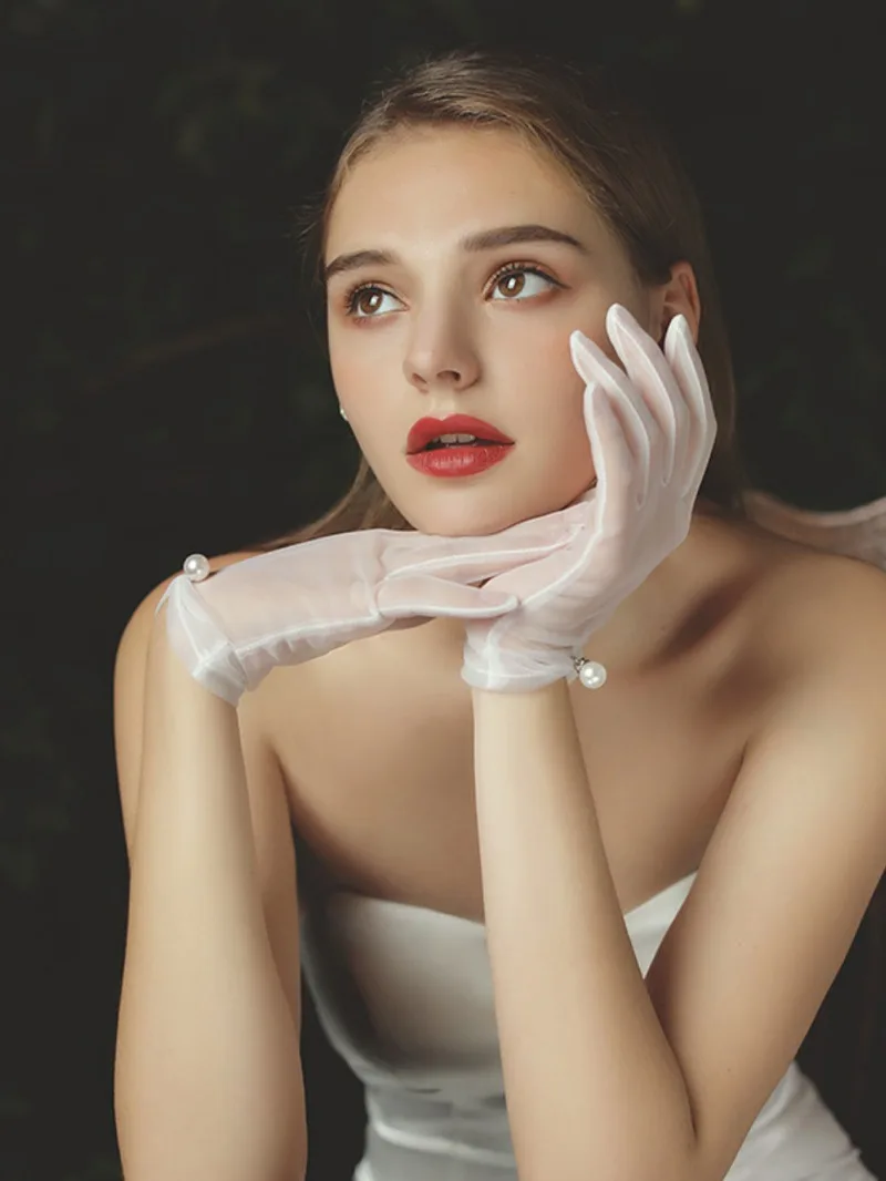1 Pair Bride Gloves Elegant Bow Knot Pearl Pendant Short Gloves for Wedding Opera Dinner Party Elastic Satin Tea Party Gloves