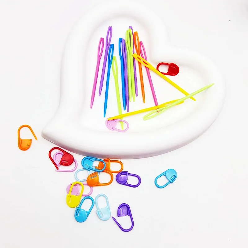 Household plastic sweater sewing needle DIY knitting tool sewing needle wool sewing needle cross stitch plastic needle