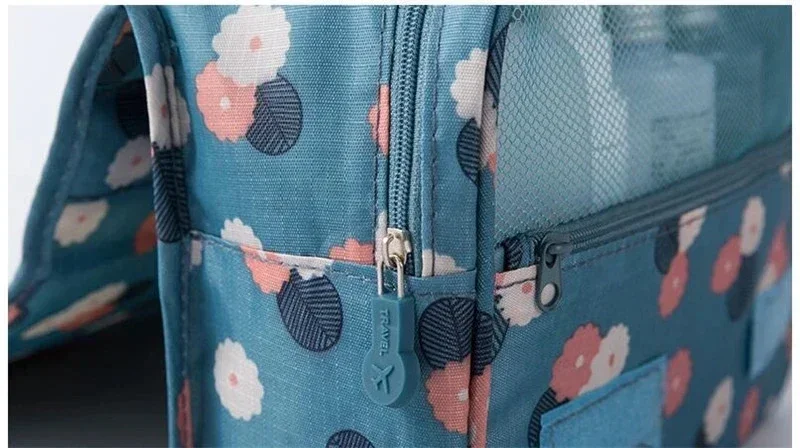 Multifunctional Travel Hook Makeup Bag Cosmetics Storage Bag Waterproof Toiletries Beauty Organizer Ladies Bathroom Storage Bag