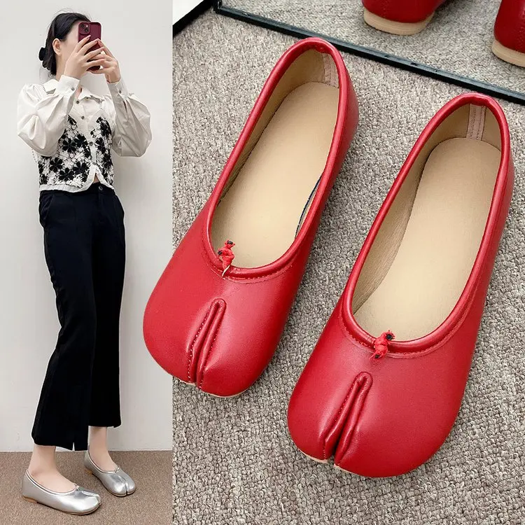 Japanese Style Tabi Ninja Shoes Women Cozy Leather Flats Split Hoof Toe Loafers Femme Mary Jeans Mocasines Ladies Ballerina Shoe