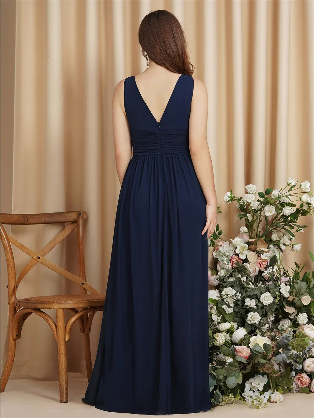 Elegant Burgundy V Neck Long Evening Dresses Summer Sleeveless Chiffon Ruched Formal Wedding Party Prom Gowns Vestido De Fiesta