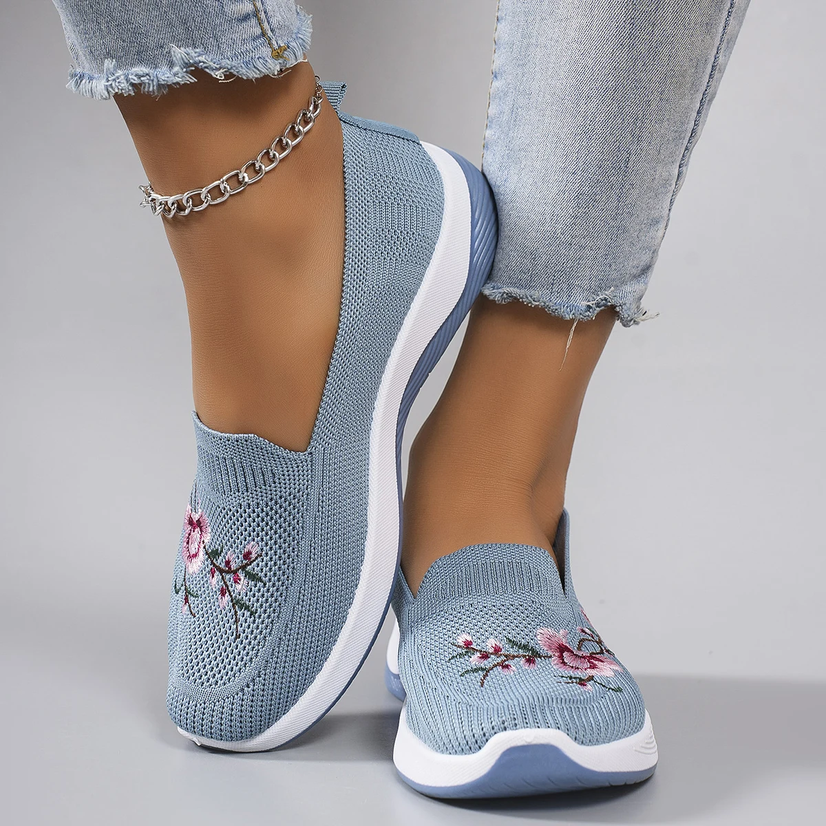 Spring new women's sports shoes, fashionable, breathable, lightweight, non-slip, wear-resistant, casual sports shoes, flat shoes