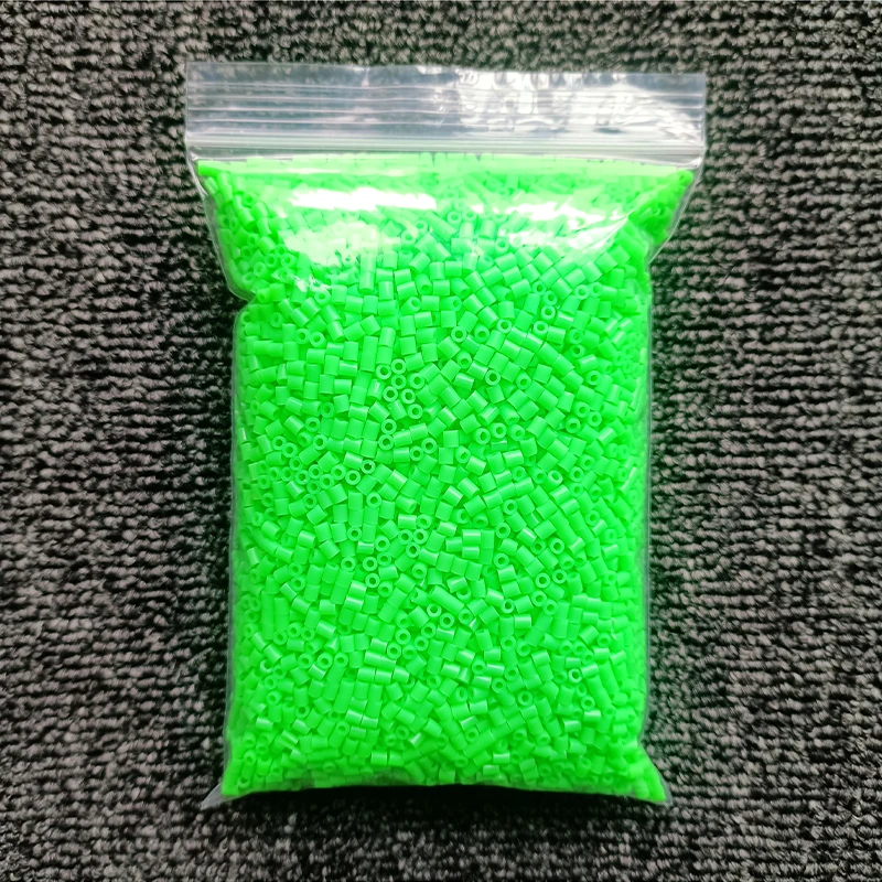 10000pcs/bag 2.6mm Mini Fuse Beads 3D Pixel Puzzle Toy Ironing Beads Melting Beads For Children Toy Handmade DIY Crafts Decors