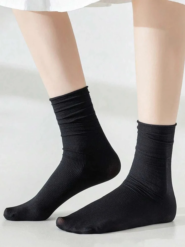 10 Pairs Women Mid Length Socks Trendy Versatile Black White Solid Colors Soft Comfortable Lightweight Breathable Casual Socks