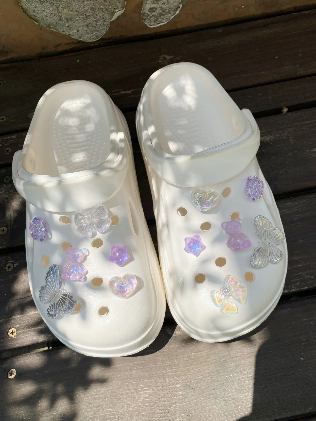 12 cute style transparent purple Bear garden shoes Shoe accessories DIY shoe flower, women's beach shoes decorative buckle