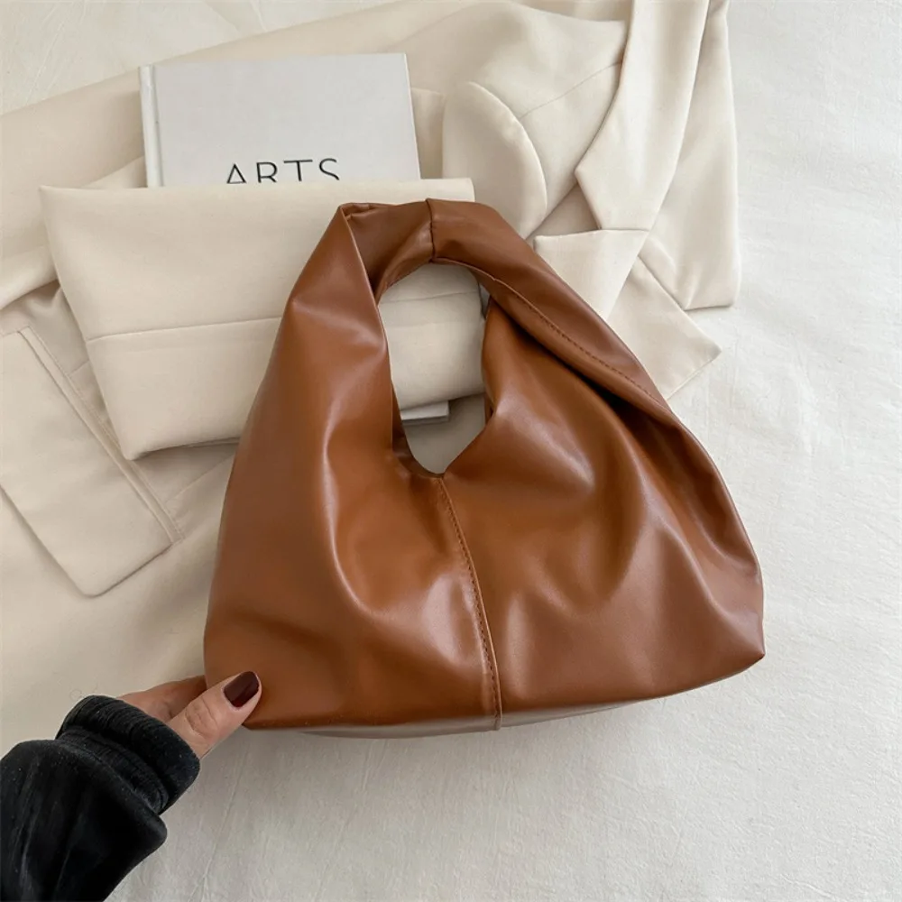 New PU Leather Tote Bags for Women Luxury Niche Design Hobo Bag Women Handbag Simple Pleated Stylish Clutch Bag