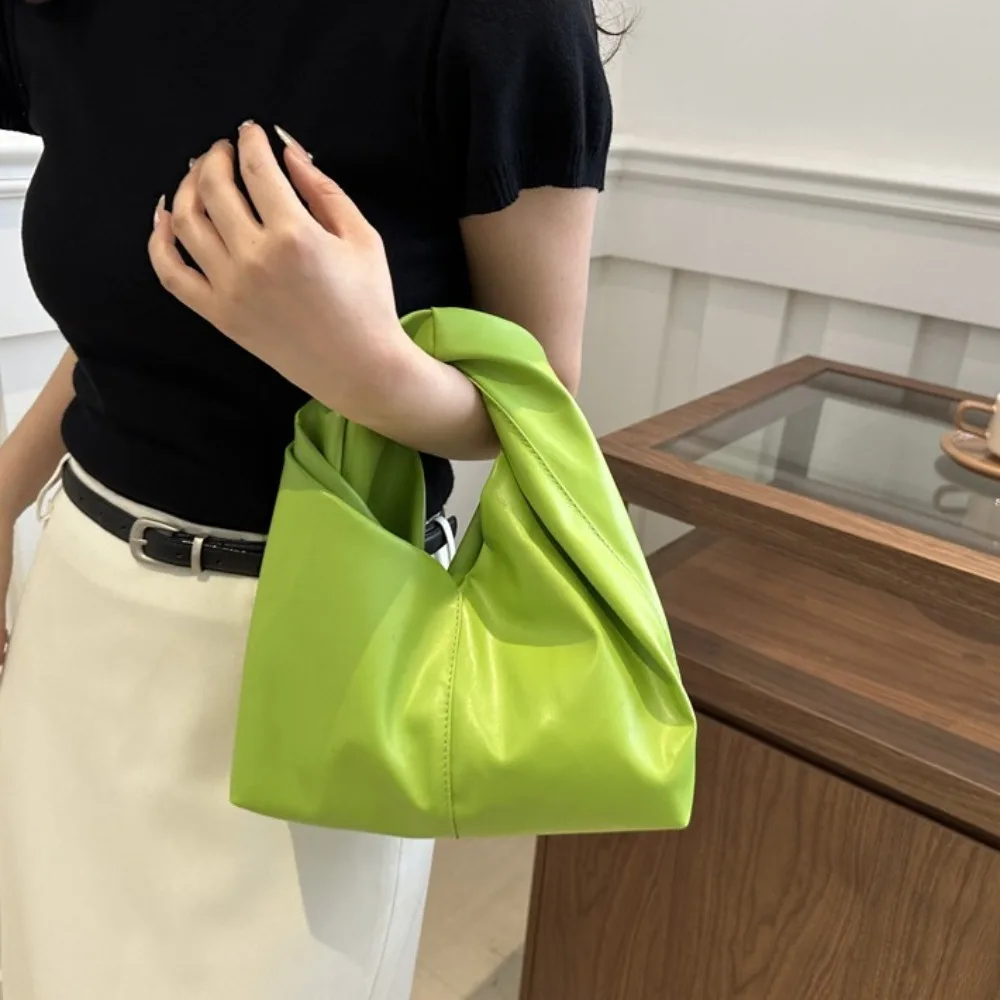 New PU Leather Tote Bags for Women Luxury Niche Design Hobo Bag Women Handbag Simple Pleated Stylish Clutch Bag