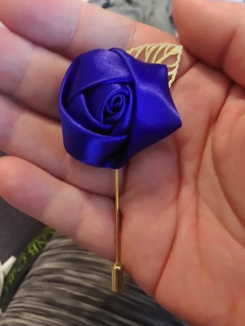 Silk Rose Gentleman's Premium Handmade Flower Lapel Pin Boutonniere Flower Boutonniere Pins for Men Wedding Groom Ball Party