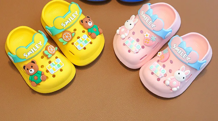 2026 Summer Baby Girl Sandals Cute Cartoon Slippers Newborn Infant Indoor Bath Anti-slip Shoes Baby Boy Beach Sandals