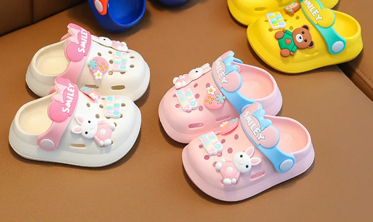 2026 Summer Baby Girl Sandals Cute Cartoon Slippers Newborn Infant Indoor Bath Anti-slip Shoes Baby Boy Beach Sandals