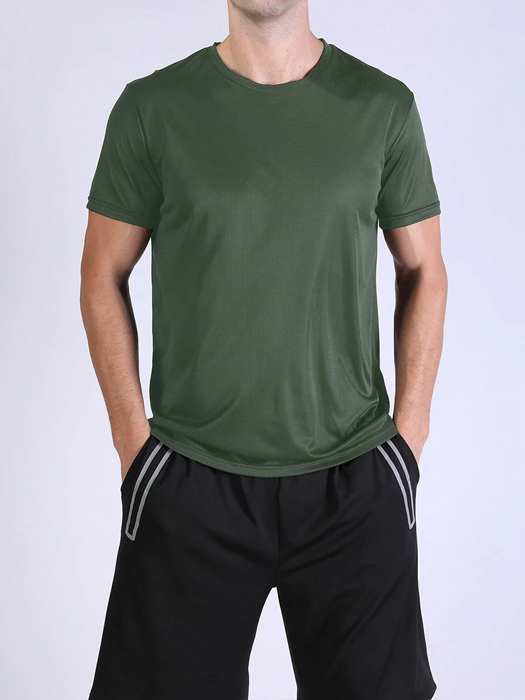5PCS Men's Solid Color Ultralight Quick Dry Sport T-Shirt, Breathable Lightweight Top For Fitness Training Workout Running Gym