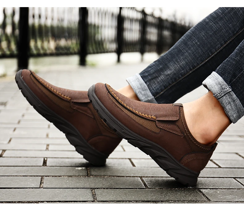 Men Casual Shoes Breathable Loafers Sneakers Fashion Comfortable Flat Handmade Retro Leisure Loafers Shoes Men Shoes