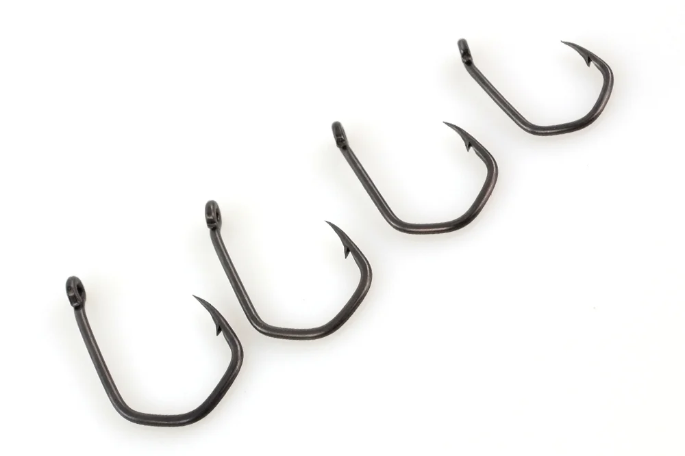 50pcs Carp Fishing Hooks Barbed Pinpoint Claw Hooks PTFE Coating High Carbon Stainless Steel Eyed Fish Hooks 8019