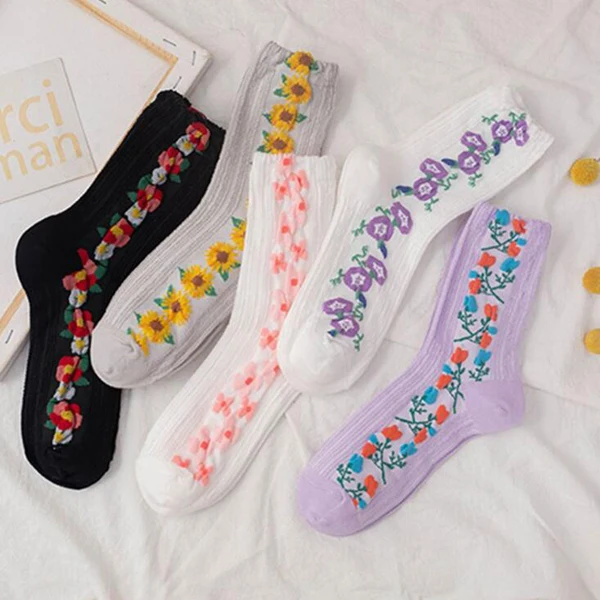 5 Pairs/Set Funny Socks Women Cute Middle Tube Socks Aesthetic Fun Socks Kawaii Cartoon Spring Summer Crew Socks